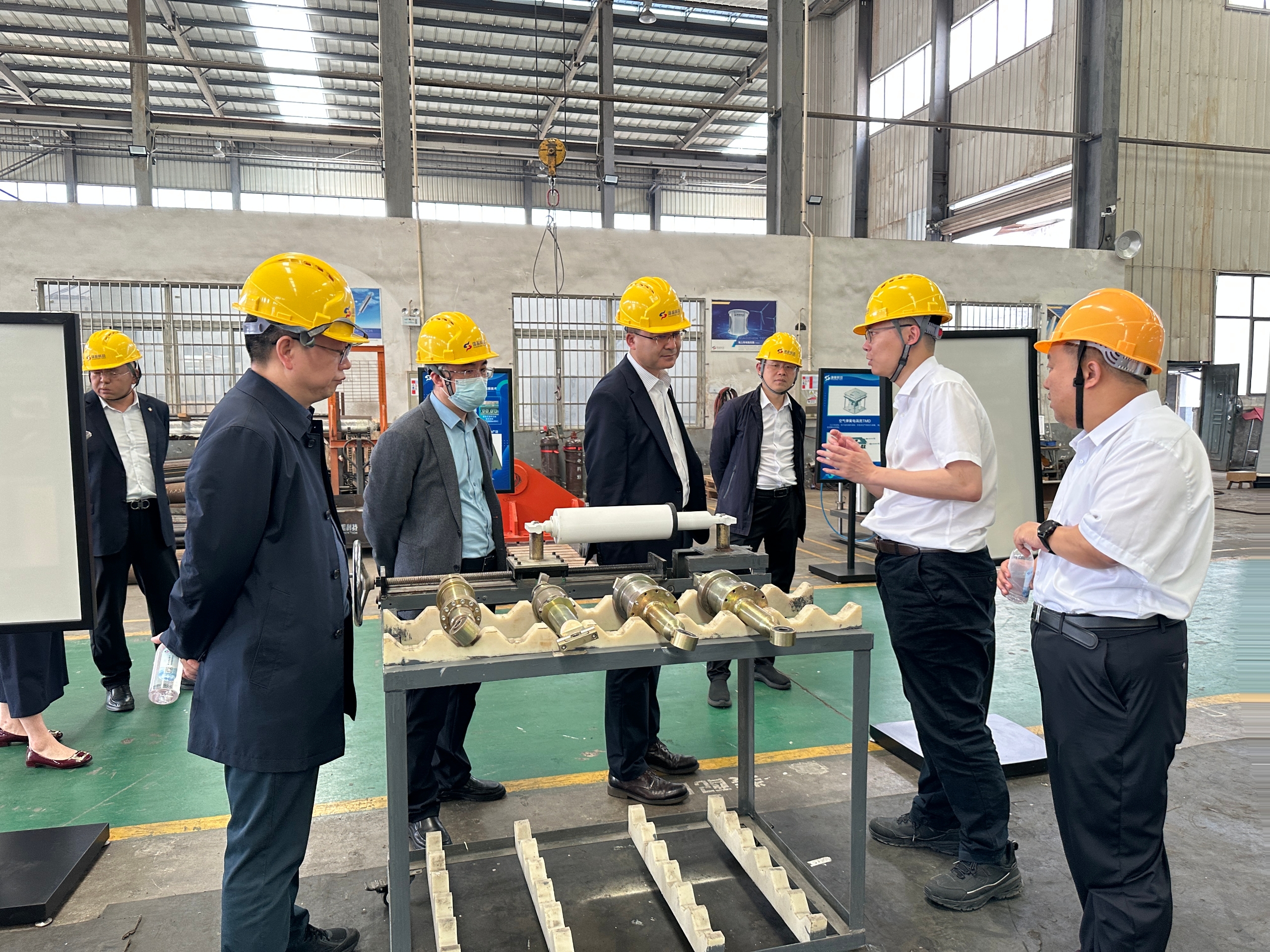 招商交科黨委書記、董事長張華一行調(diào)研瀟振科技